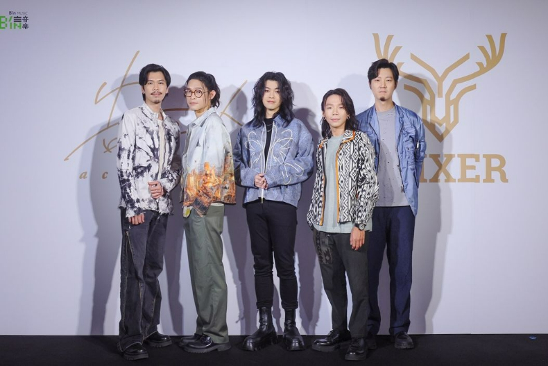 金曲35／獨家專訪！麋先生訂製西裝、DAMIANI鑽石加持…全黑造型奪下「紅毯最會穿」