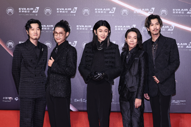 金曲35／獨家專訪！麋先生訂製西裝、DAMIANI鑽石加持…全黑造型奪下「紅毯最會穿」